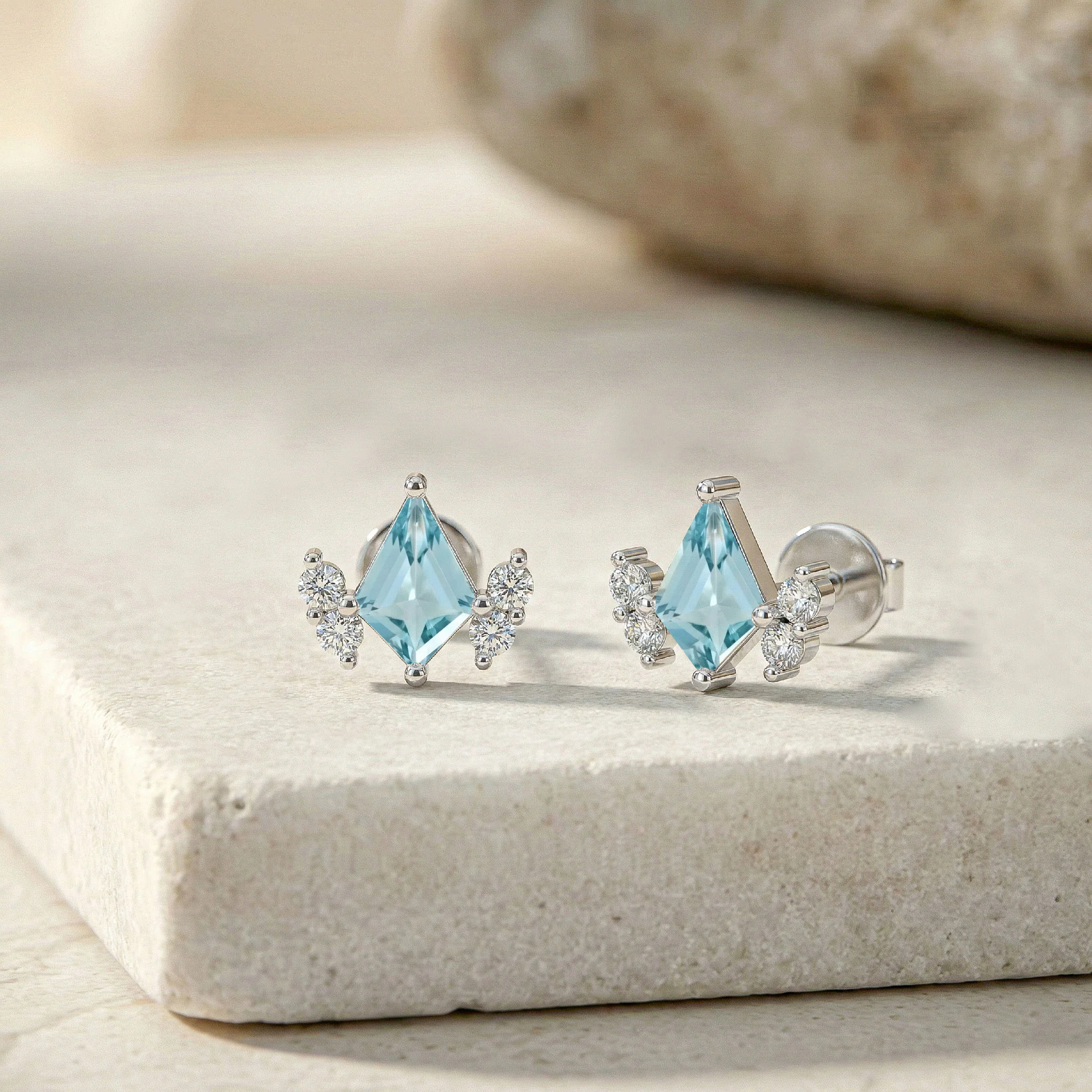 Aquamarine Kite Stud Earrings in 925 Sterling Silver 6x4 MM 1ct - Image 7