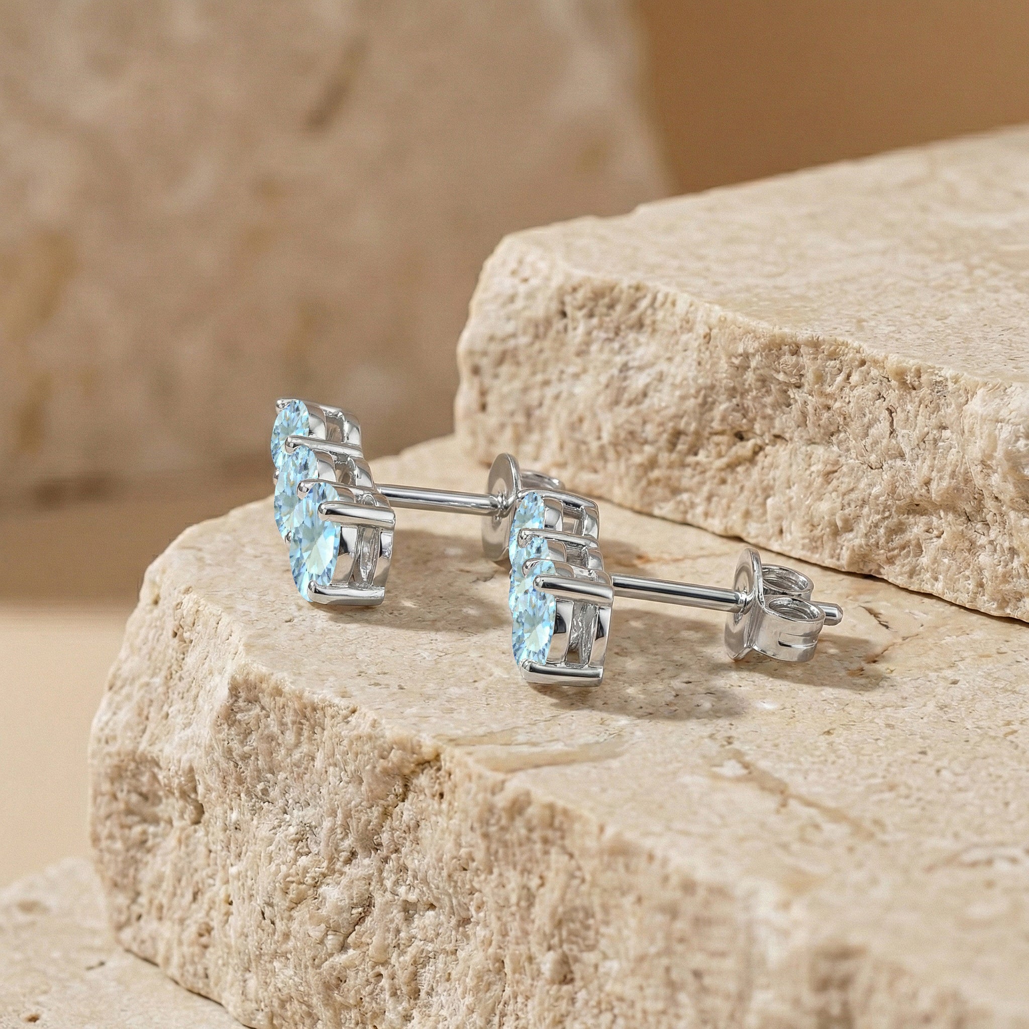 Aquamarine Round Stud Earring in 925 Sterling Silver 5*4*3MM 1.40 ct. - Image 4