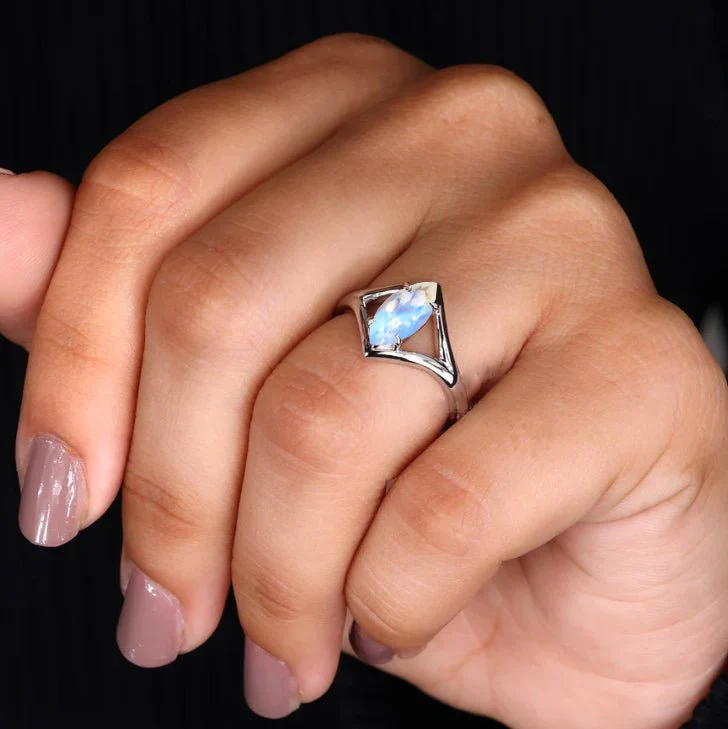 Beautiful Marquise Shape White rainbow moonstone Ring - Image 6