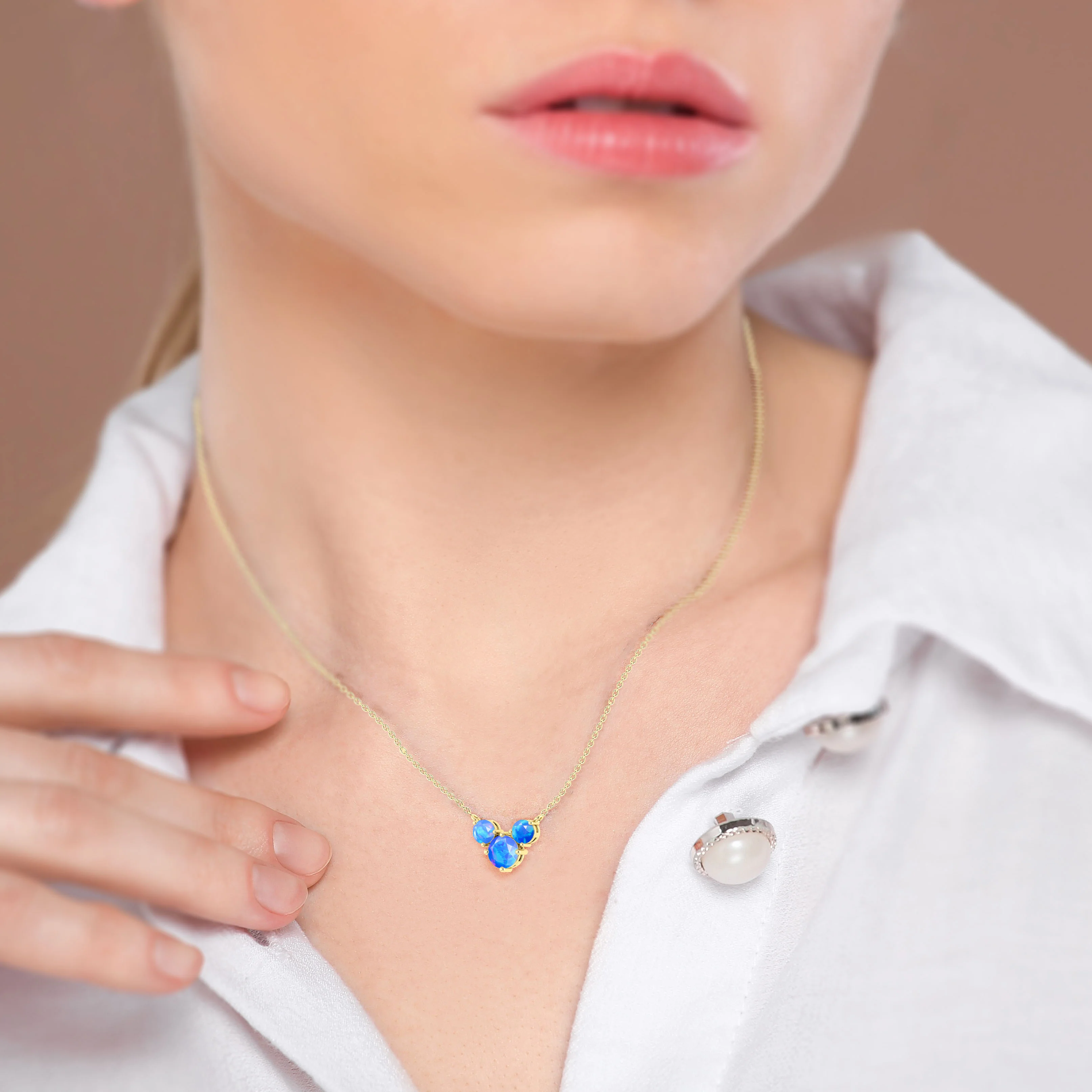 Blue Opal Round Three Stone Necklace in 925 Sterling Silver 2.2ct - Image 5
