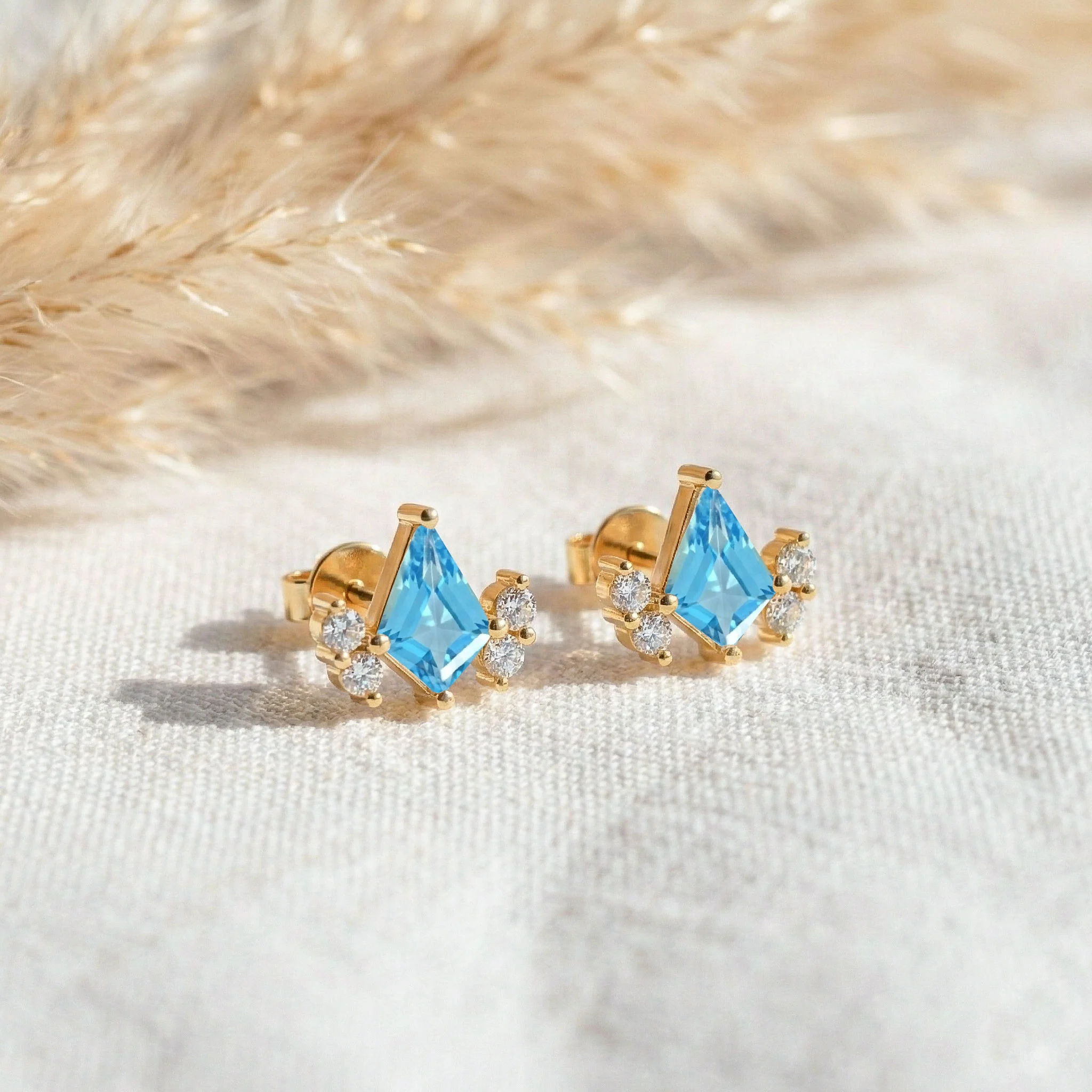 Blue Topaz Kite Stud Earrings in 925 Sterling Silver 6x4 MM 1ct - Image 12