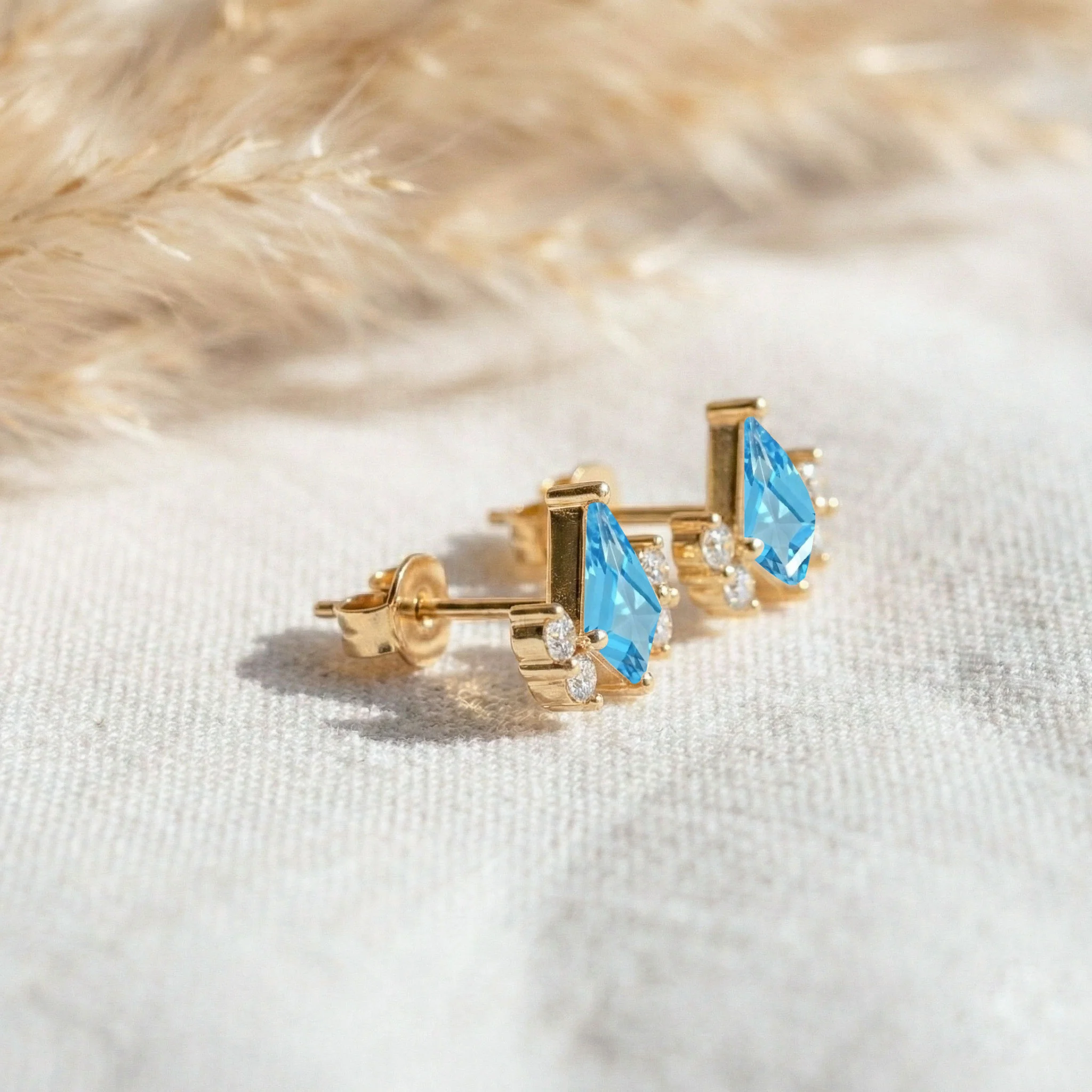 Blue Topaz Kite Stud Earrings in 925 Sterling Silver 6x4 MM 1ct - Image 13
