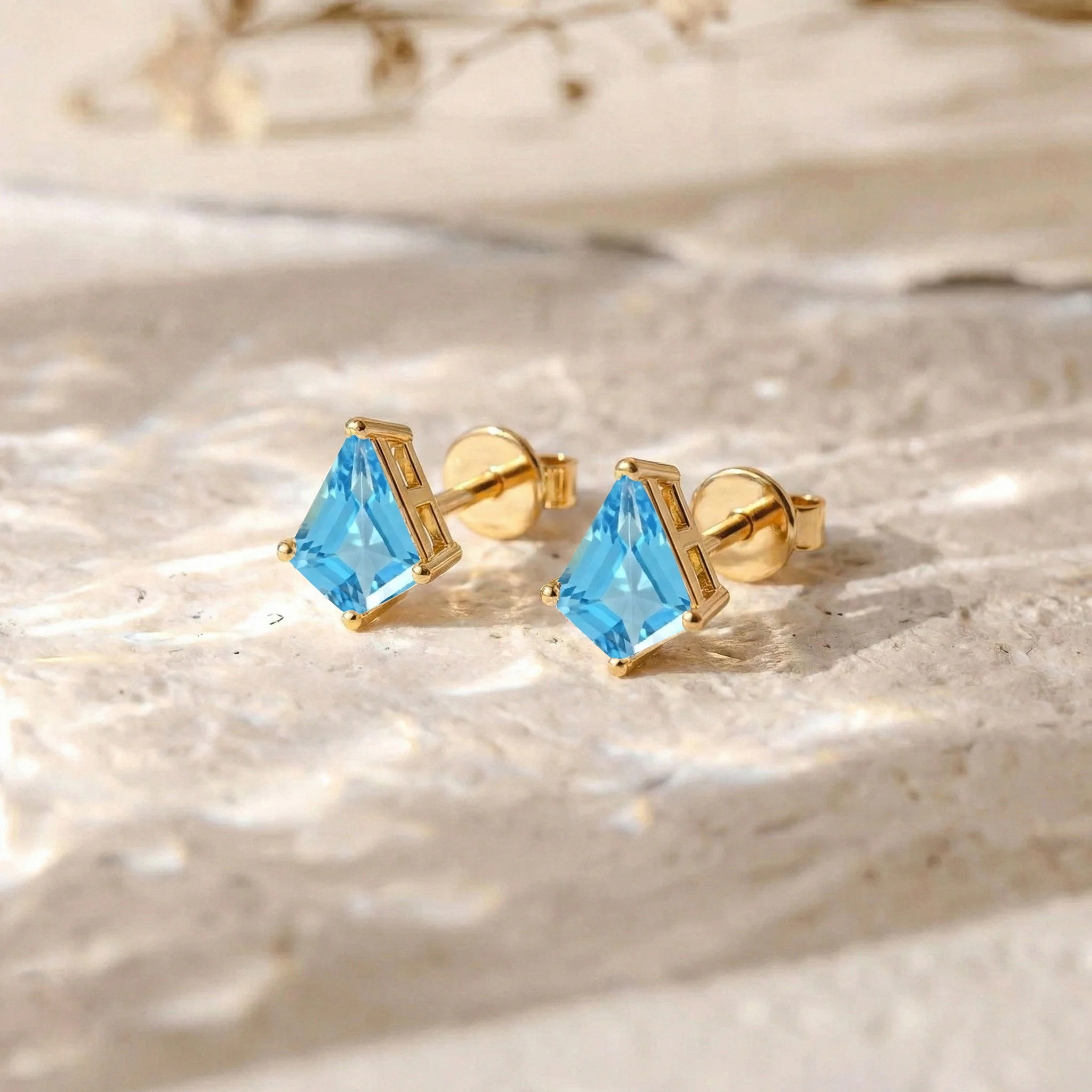 Blue Topaz Kite Stud Earrings in 925 Sterling Silver 7x5 MM 1.50ct - Image 10