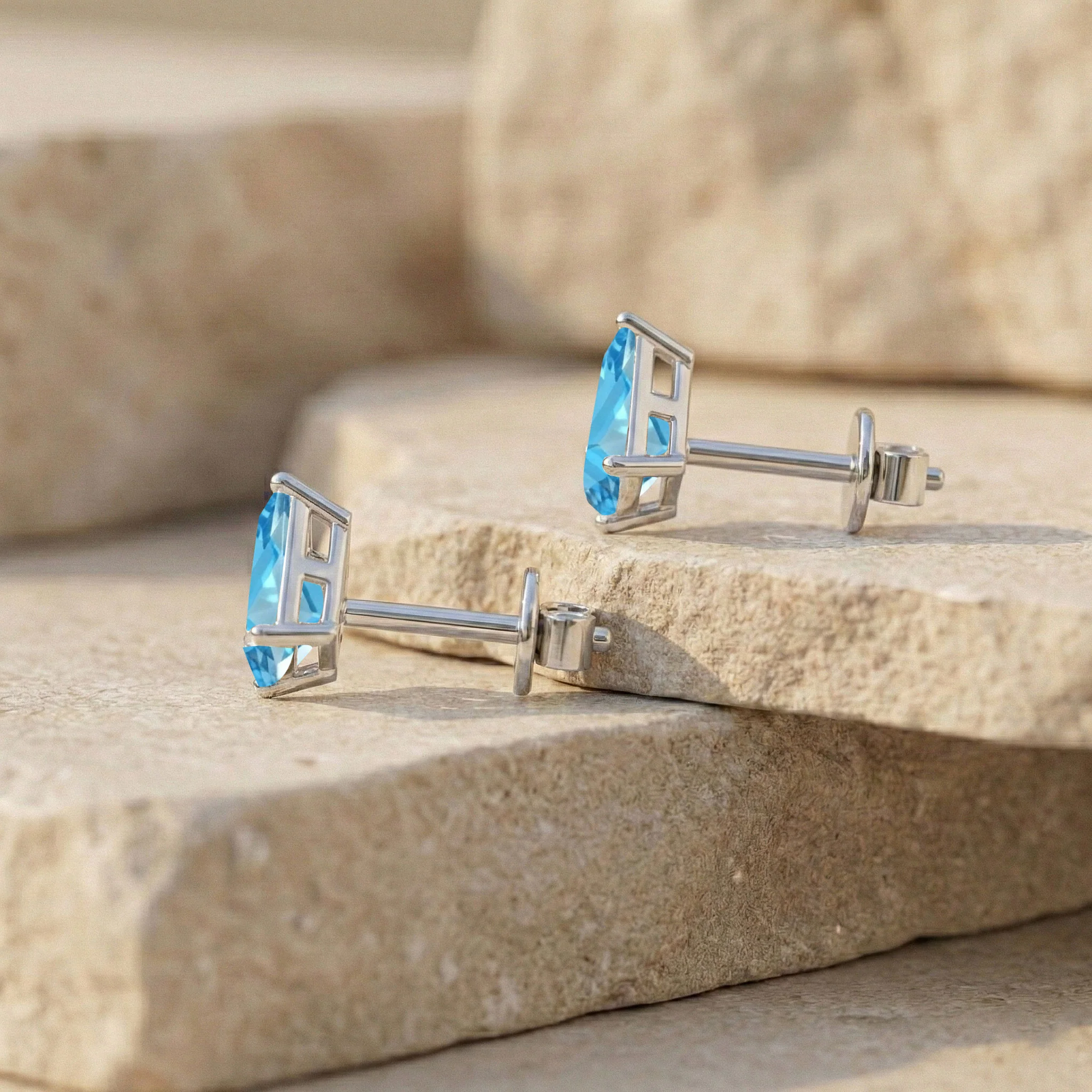 Blue Topaz Kite Stud Earrings in 925 Sterling Silver 7x5 MM 1.50ct - Image 3