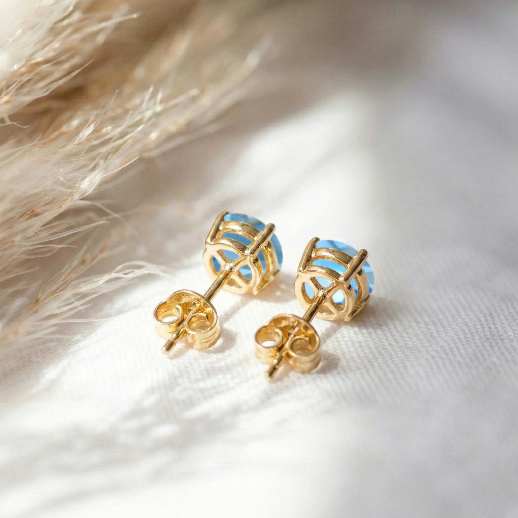 Blue Topaz Round Stud Earrings in 925 Sterling Silver 5.15ct - Image 8