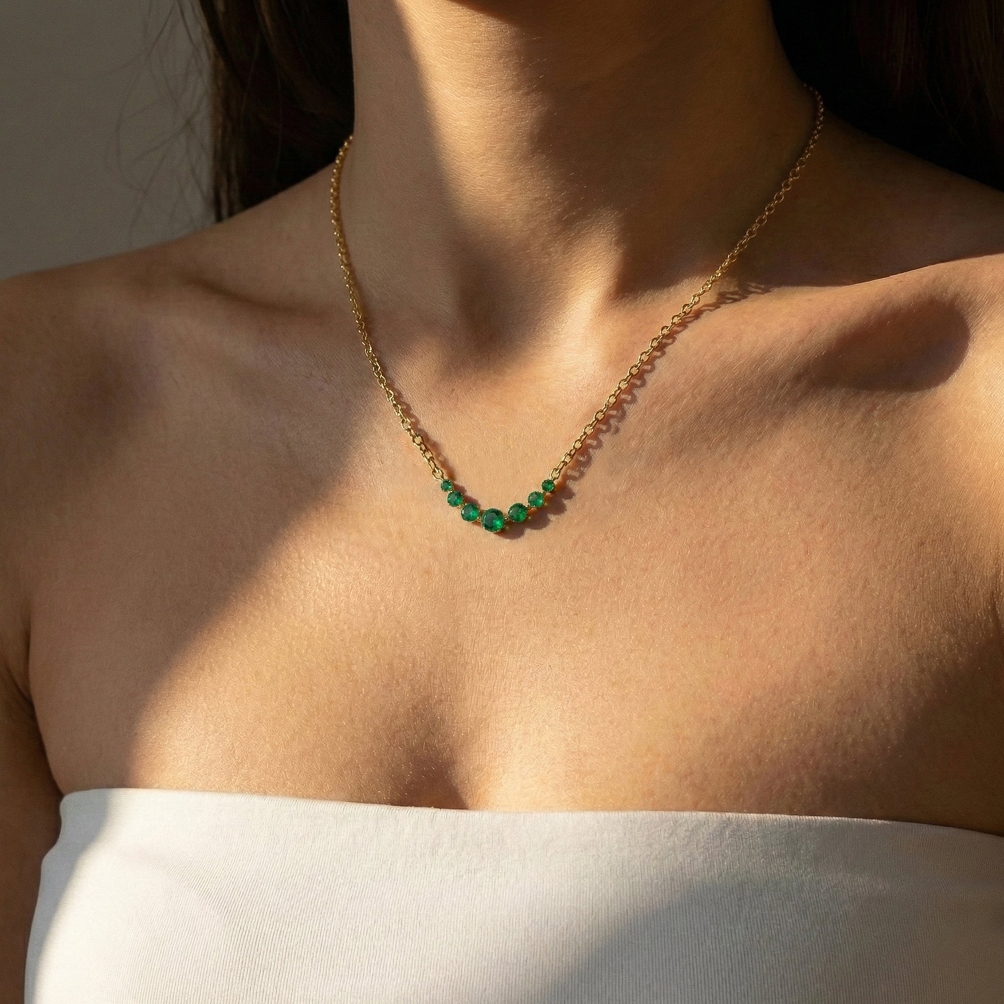 Emerald Curved Bar Necklace in 925 Sterling Silver 2.55ct - Image 7
