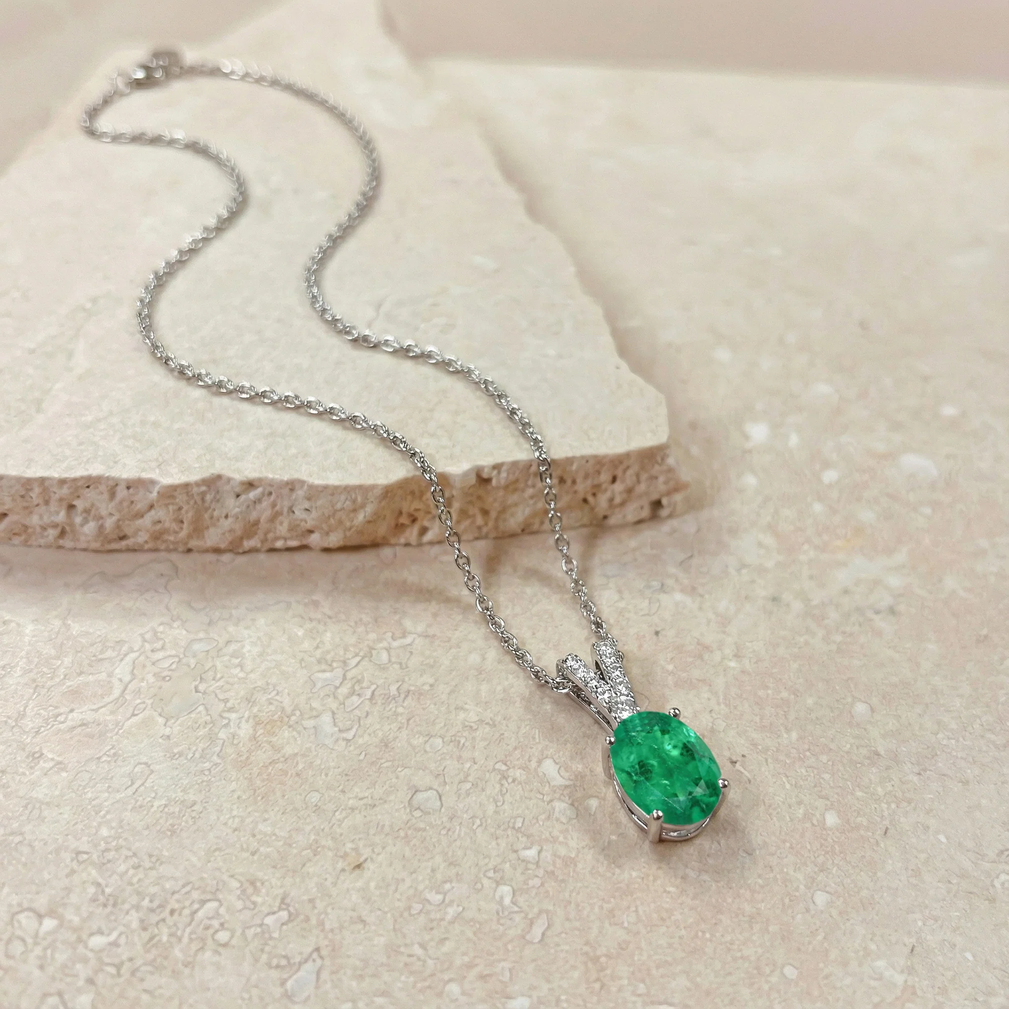 Emerald Solitaire Pendant Necklace in 925 Sterling Silver 1.2ct - Image 4
