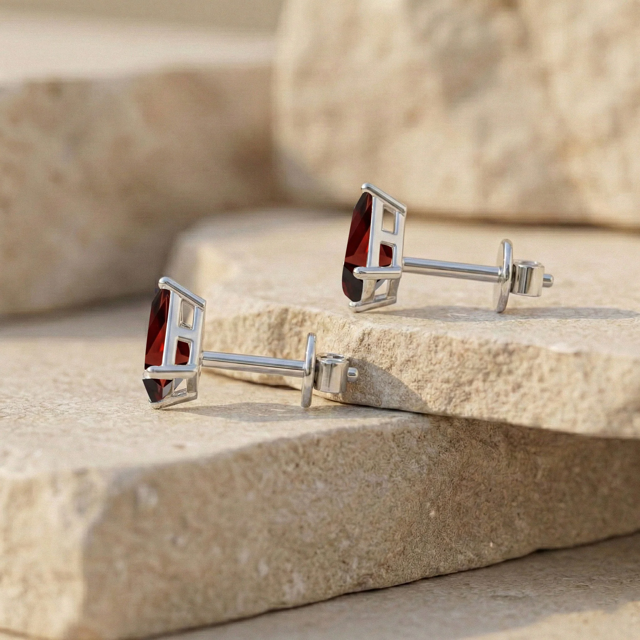 Garnet Kite Stud Earrings in 925 Sterling Silver 7x5 MM 1.50ct - Image 3