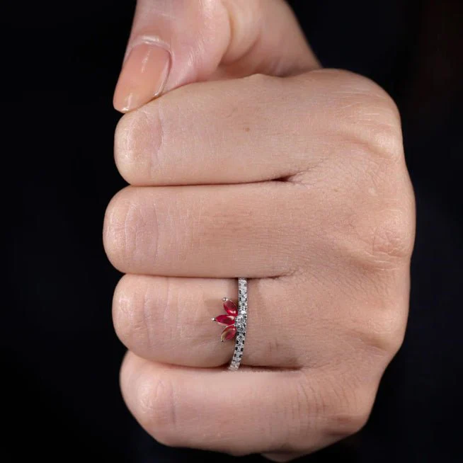 Gorgeous Red Rose Beautiful ruby 3 Marquise Gold or silver ring - Image 6