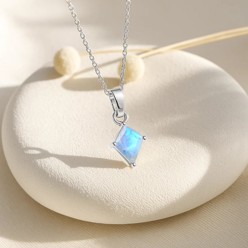 Moonstone Kite Solitaire Pendant Necklace in 925 Sterling Silver 7x9mm Stone 1.40ct - Image 3