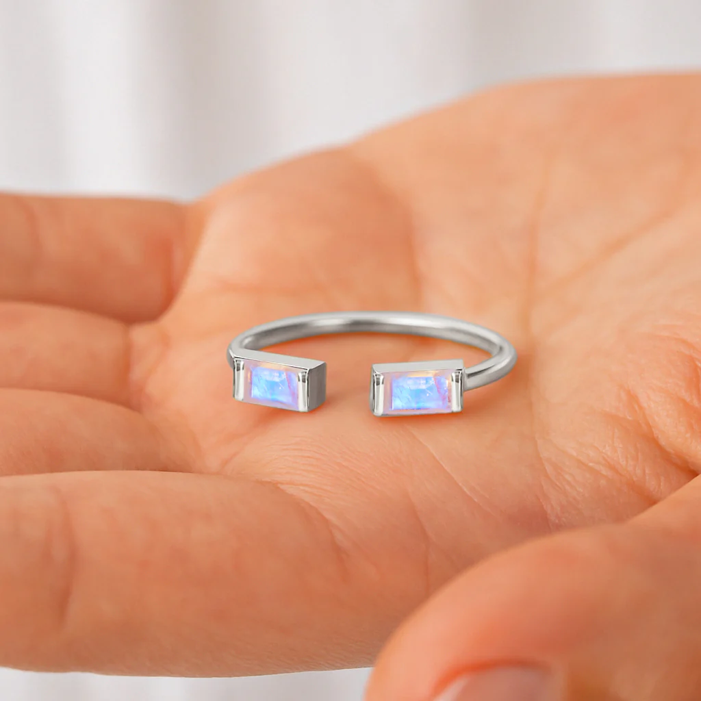 Natural Horizontal Moonstone Baguette Open Ring in 925 Sterling Silver 5x2mm 0.80ct - Image 3