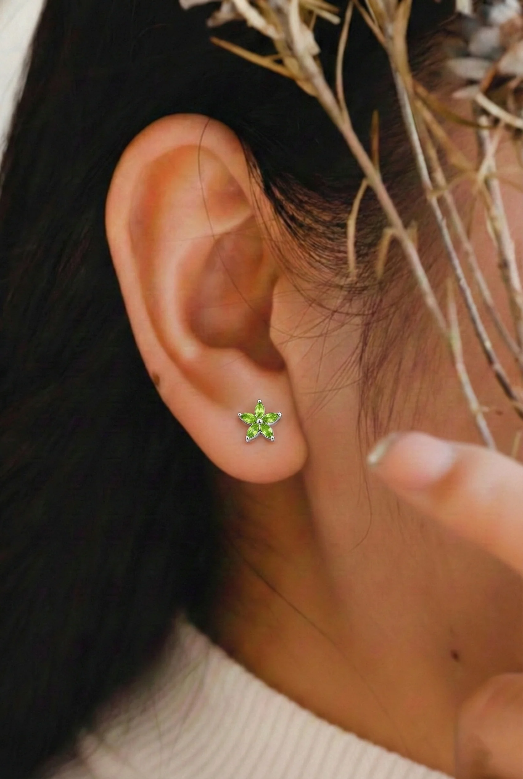 Peridot Flower and Marquis Shape Stud Earring in 925 Sterling Silver 4X2 MM 3ct. - Image 6
