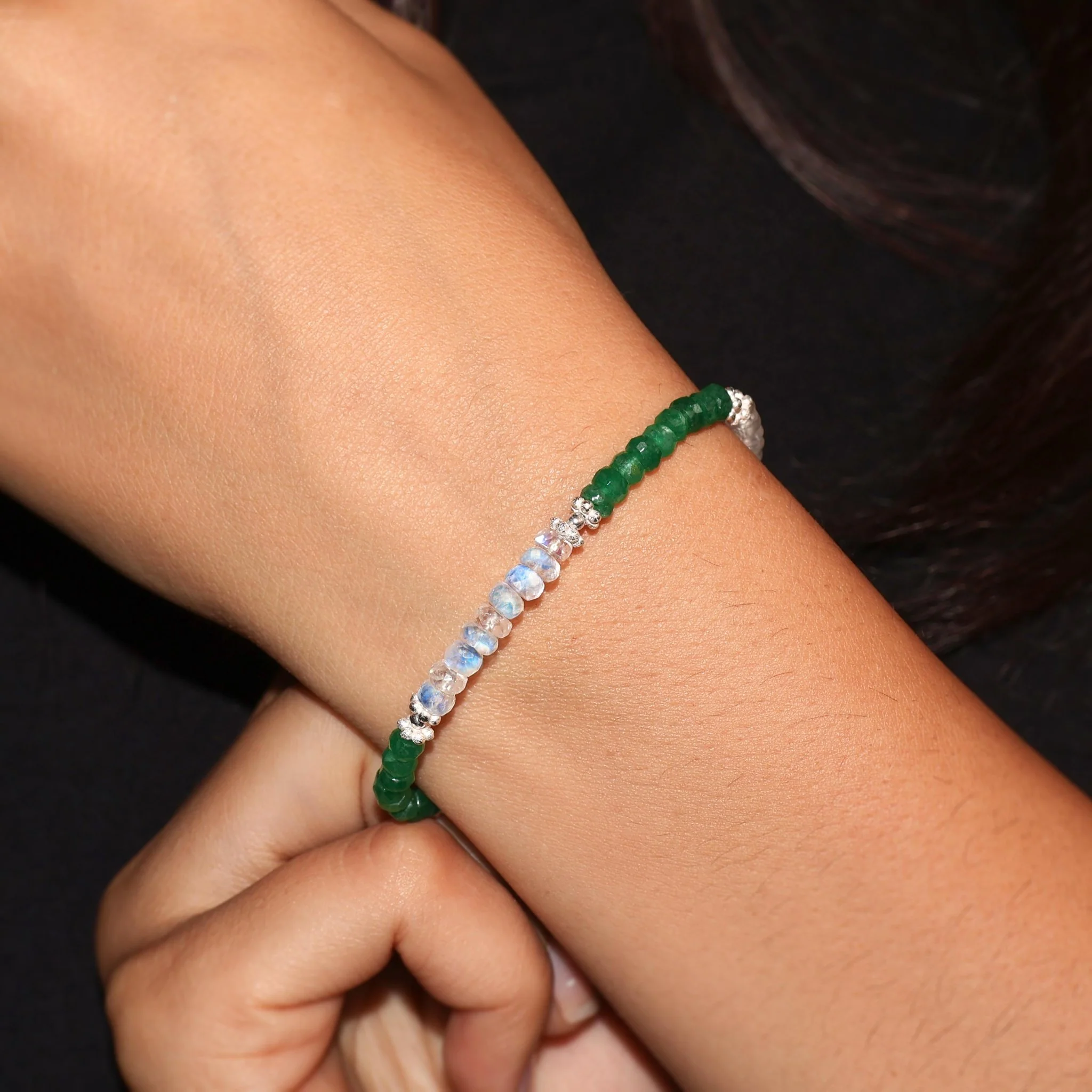 Rondelle Natural Emerald & Moonstone Pencil Beaded Bracelet - Image 4