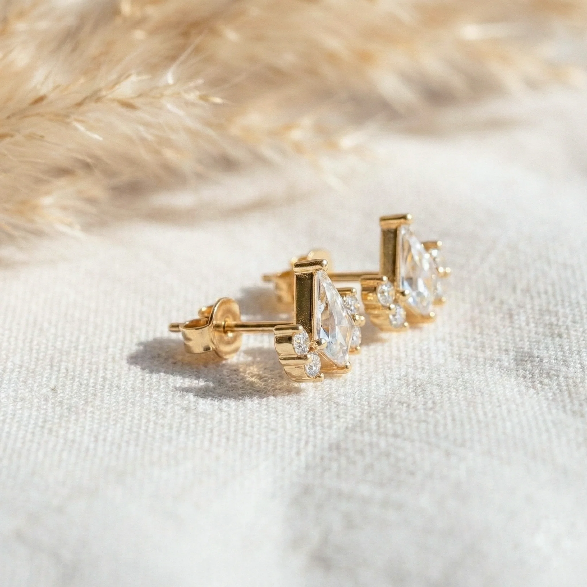 Simulated Diamond Kite Stud Earrings in 925 Sterling Silver 6x4 MM 1ct - Image 11